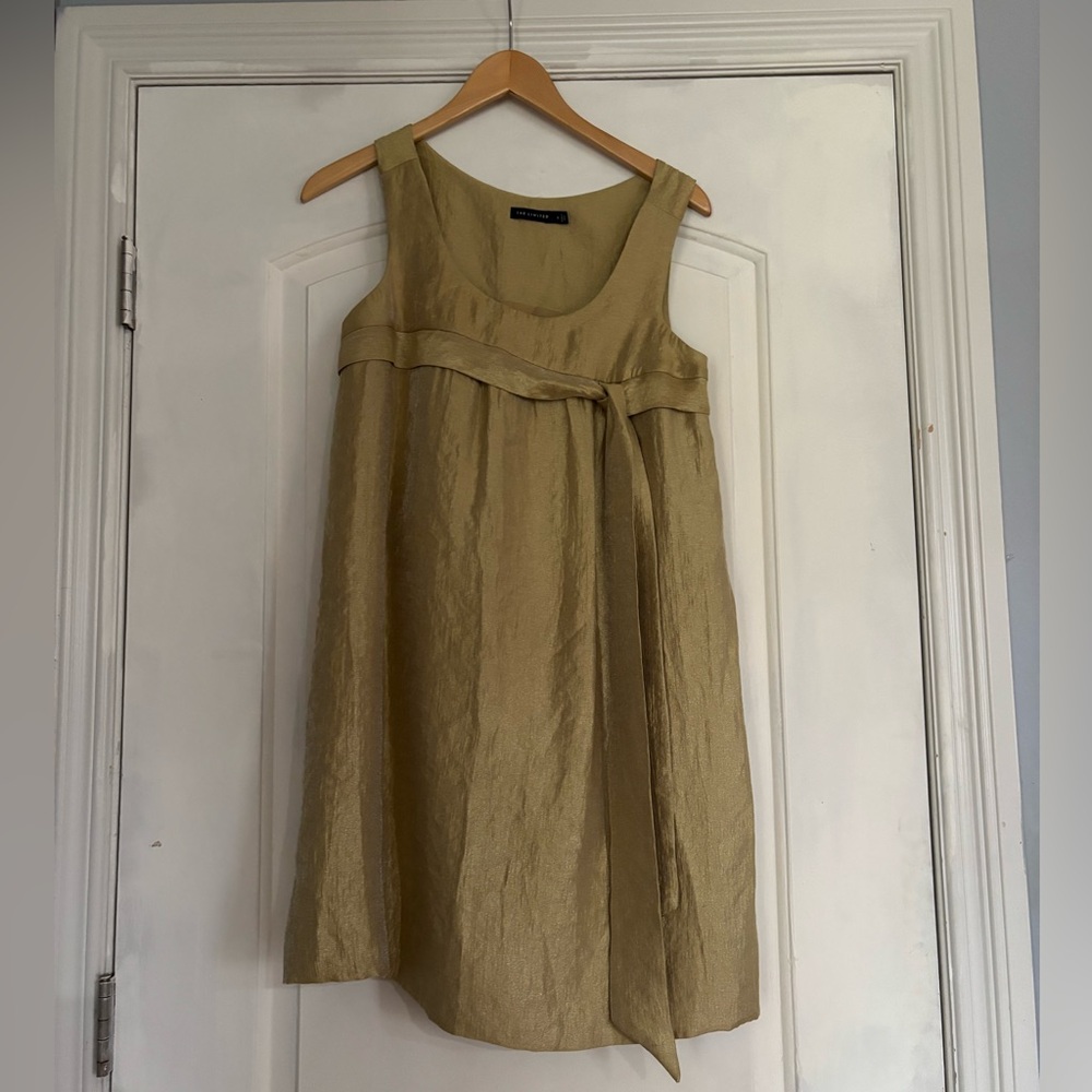 LIMITED Women’s Small Elegant Gold Sleeveless Dress. Very Chic!